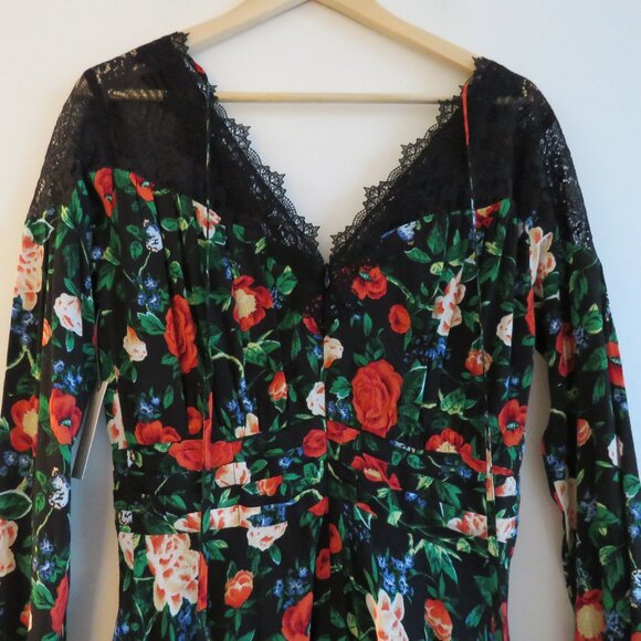 BY ANTHROPOLOGIE Lacy V-Neck Mini Dress Floral Dark Romantic Lace Size US 4 NWT - Picture 13 of 16